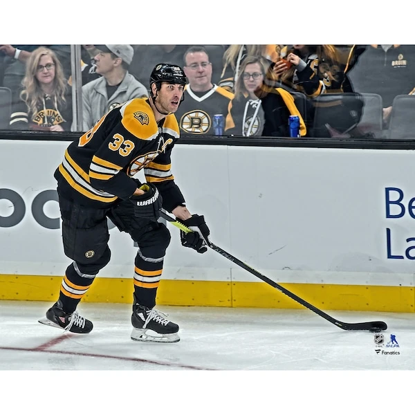 Zdeno Chara Boston Bruins Unsigned Horizontal Black Jersey Skating Photograph